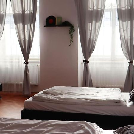 Modern Apartment In The Center Of Prága Kültér fotó