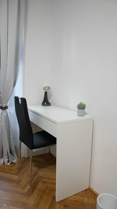 Modern Apartment In The Center Of Prága Kültér fotó